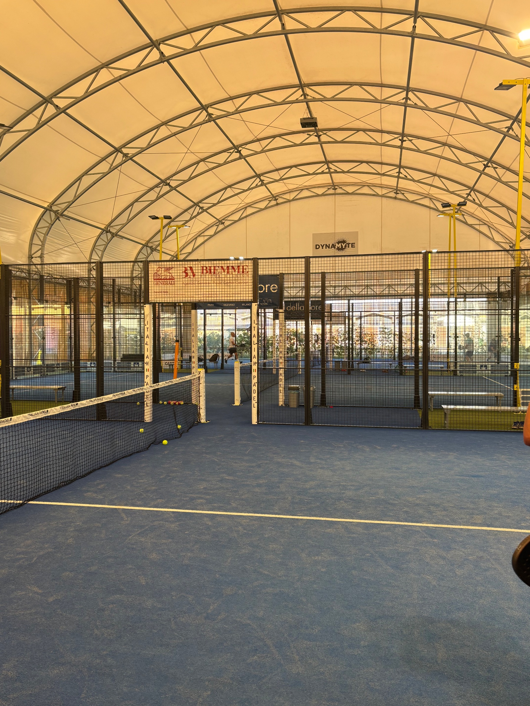 Campi del circolo Dynamyte Padel Club, Pavia, foto 4 di 5
